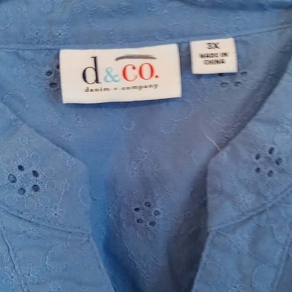 D & Co. - top - Picture 3 of 3
